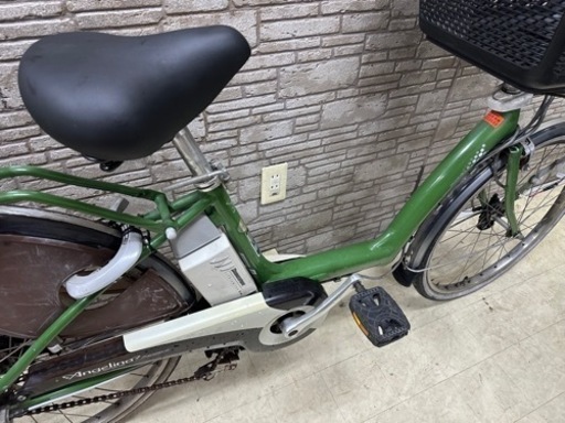 オータムSALE 東京23区配達無料　新基準　ブリヂストン　アンジェリーノ　8.1Ah リチウム 電動自転車 中古 179