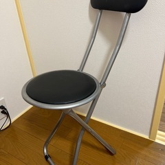 折り畳み椅子