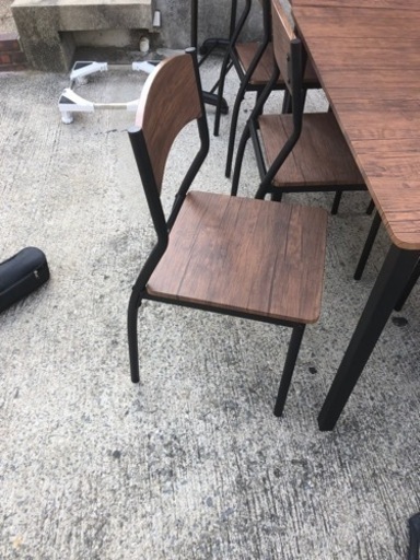 商談中　 ダイニングテーブル