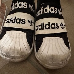 adidas スリッポン 13cm 16cm の画像