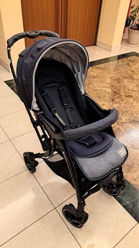 ベビーカー　BASISランフィ RA9 リラックスデニム　新品の純正レインカバー・収納袋付き
