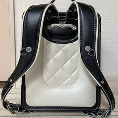 【 美 品 】✨オリジナルチャーム付き✨ ランドセル（黒）の画像