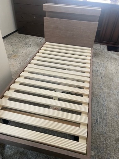 ★ほぼ新品★フランスベッド　シングルベッド