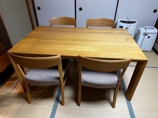 カリモク　ダイニング