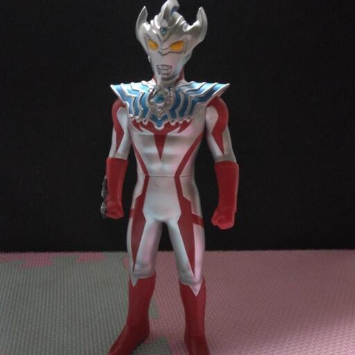 ウルトラマンソフビ  大  5