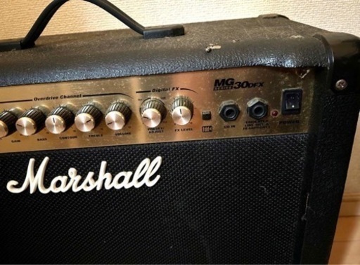 ジャンク　Marshall ギターアンプ MG30DFX 本体