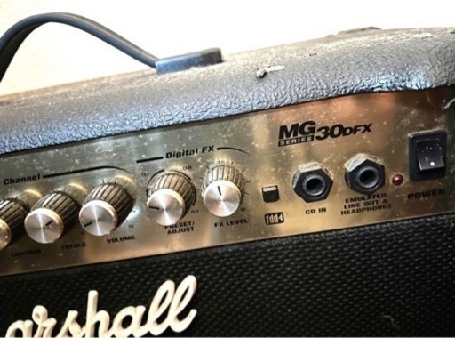 ジャンク　Marshall ギターアンプ MG30DFX 本体