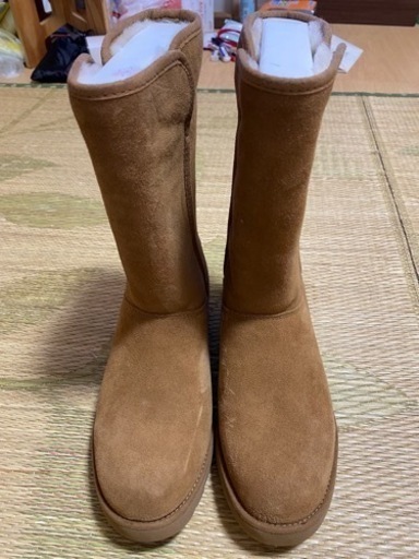 UGGムートンブーツ　未使用　23センチ