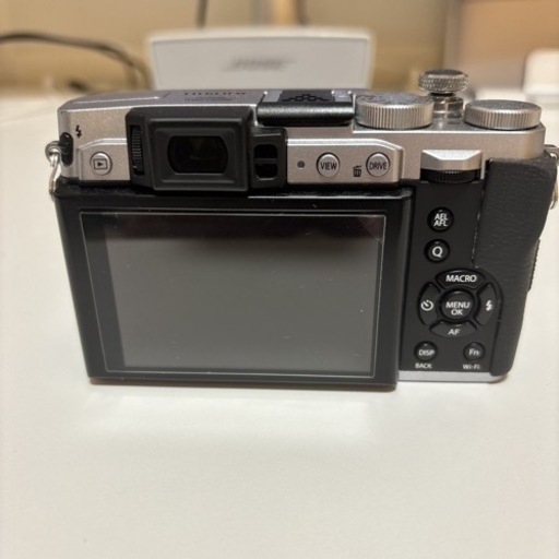 FUJIFILM X30