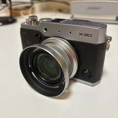 FUJIFILM X30