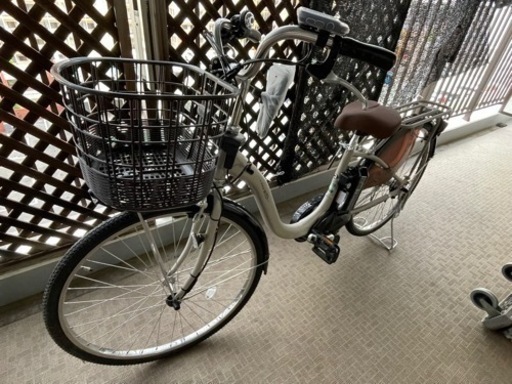 ヤマハ電動アシスト自転車　YAMAHA PAS with ほぼ新品　自転車カバー・付属品有り