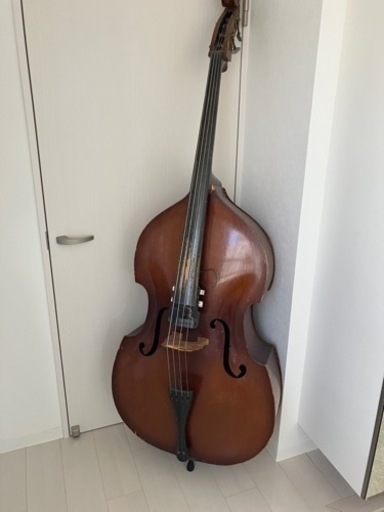 ウッドベース　コントラバス