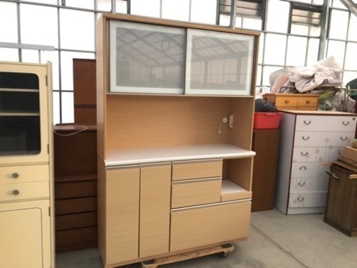 ニトリ キッチンボード ナチュラル 140cm×45cm×高さ200cm