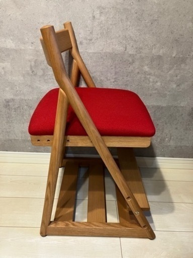 ★ほぼ新品★アクタス　Ｔキッズ　チェア　レッド