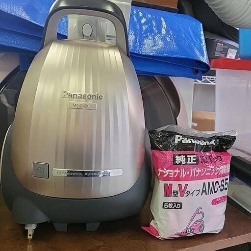 Panasonic　紙パック式　2019年製