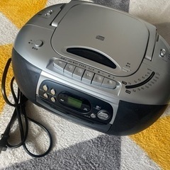ラジカセ
