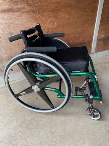 自走用　車椅子　折りたたみ　OX製　カーボンホイール　クッション付き
