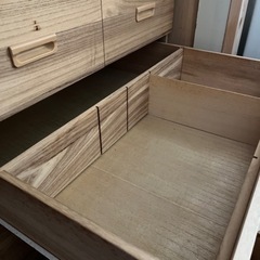 桐（と思われる）　タンス　押入れ収納　の画像