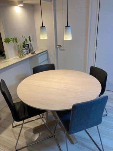 【超美品】ACTAS ラウンド ダイニングテーブル 120センチ