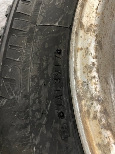 【年末年始値下げ！】215/80R15  デリカ　スペースギアに！スターワゴンに！スタッドレス付き！