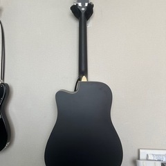 アコースティックギターの画像