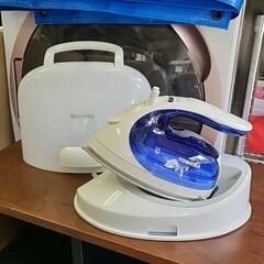 商談中　TOSHIBA　スチームアイロン　2018年製