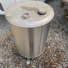 調布ボイラー　オイルタンク　m19-040 灯油タンク　石油タンク