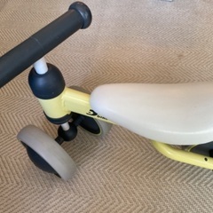 bike 三輪車　黄色　イエロー