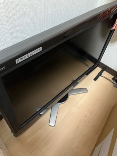 AQUOS 32型　液晶テレビ