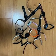 まとめスマートウォッチ、バッテリー、拡大鏡