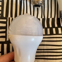 人感センサー電球4つ　内2つIRIS LDR9N-H-SE25の画像
