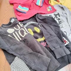 子供服　トレーナー　130cmの画像