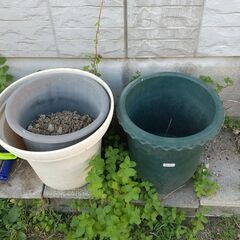 プランター　植木鉢　バラ鉢　各種