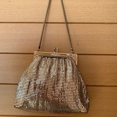 キラキラパーティバックと小銭入れの画像