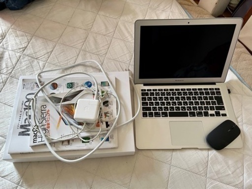 家具 MacBook Air 13inch 256GB 8GB