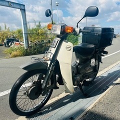 希少　ホンダ　スーパーカブ50カスタム　C50 4速　セル付　バッテリー付の画像