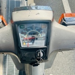 希少　ホンダ　スーパーカブ50カスタム　C50 4速　セル付　バッテリー付の画像