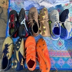 サッカースパイク　27cm