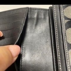 coach２つ折り財布の画像
