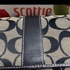 coach２つ折り財布