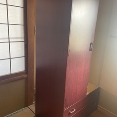 昭和の家具　洋服箪笥の画像