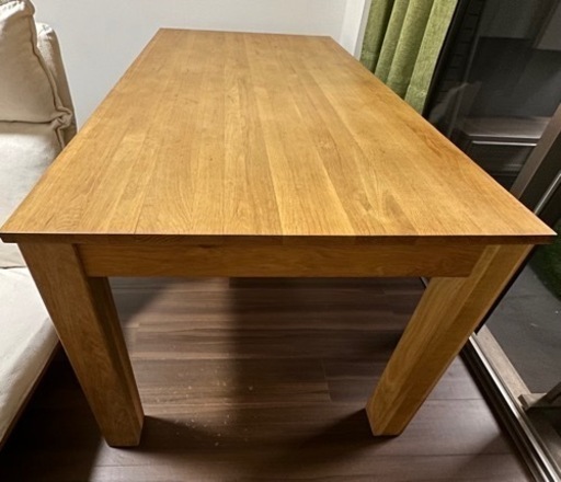 ダイニングテーブル