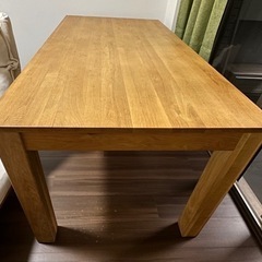 ダイニングテーブル