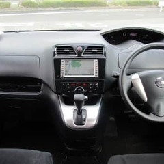 日産セレナ２０Ｘの画像