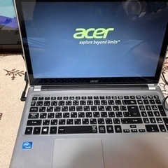 acer と　fujitsu 2個で　15,000円の画像