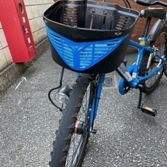 中古美品22インチ男児用自転車、値下げ！！の画像