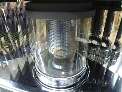 コロナ 煙突ストーブ 2012年製 SV-7011PR ポット式輻射/木造18畳/コンクリート29畳 暖房出力7.00Kw 煙突式 灯