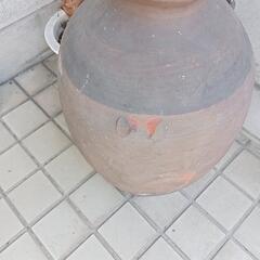 素焼きの焼き物の画像