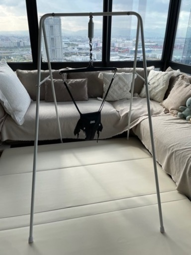 ジョリージャンパー　Jolly Jumper