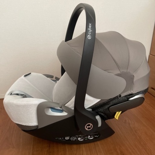 cybex CLOUD Z I-size サイベックス　チャイルドシート　トラベルシステム